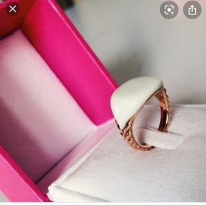 David Yurman bubblegum pinky ring